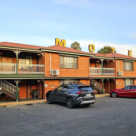 Poet'S Recall Motel Gundagai Extérieur photo
