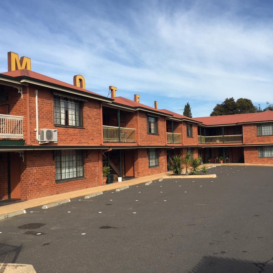 Poet'S Recall Motel Gundagai Extérieur photo